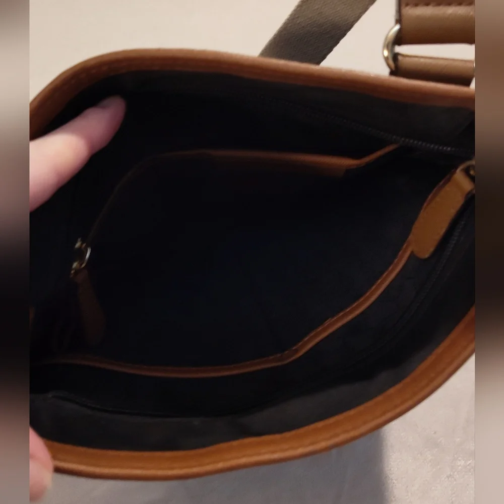 Michael Kors Black and Brown Crossbody Bag - Picture 8 of 13